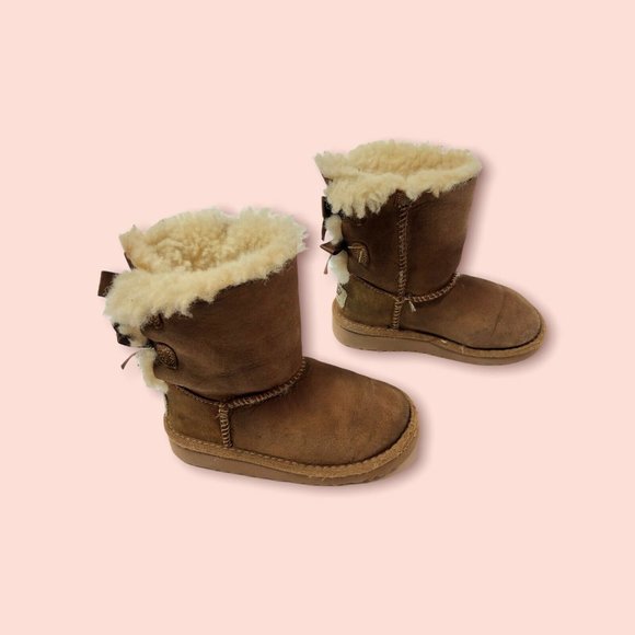 UGG Chestnut Bailey Bow Faux Sheepskin Boots 9 Tod - Picture 4 of 10